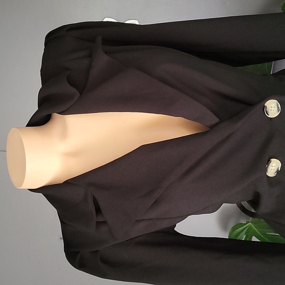 MAKE AN OFFER! IMPORTED BLAZER WORK OR PLAY - Picture 7 of 17